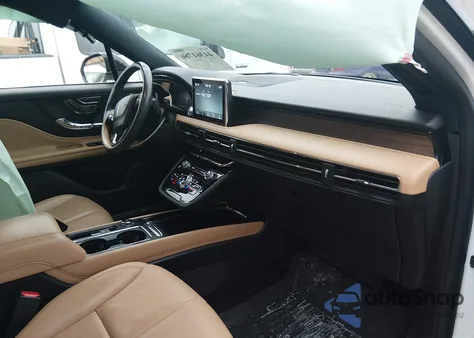 2021 Lincoln Corsair Reserve z USA, uszkodzony, nr VIN 5LMCJ2D94MUL25319